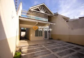 Foto 1 de Casa com 4 Quartos à venda, 147m² em Sapiranga, Fortaleza