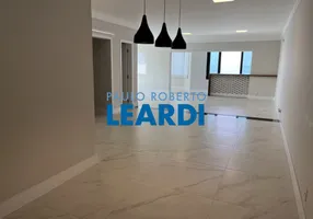 Foto 1 de Apartamento com 4 Quartos para venda ou aluguel, 225m² em Morro do Maluf, Guarujá