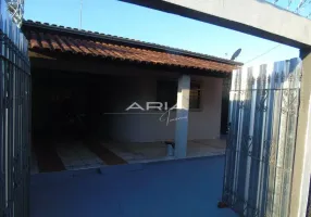 Foto 1 de Casa com 2 Quartos à venda, 185m² em Vila Xavier, Araraquara