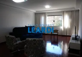 Foto 1 de Sobrado com 3 Quartos à venda, 201m² em Vila Gilda, Santo André