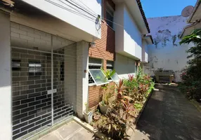 Foto 1 de Casa com 3 Quartos para alugar, 92m² em Prado, Recife