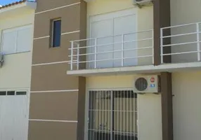 Foto 1 de Sobrado com 2 Quartos para alugar, 112m² em Areal, Pelotas