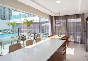 Foto 1 de Apartamento com 4 Quartos à venda, 130m² em Centro, Balneário Camboriú