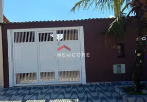 Foto 1 de Casa com 2 Quartos à venda, 80m² em Balneario Flórida Mirim, Mongaguá