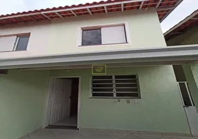 Foto 1 de Casa com 2 Quartos para alugar, 75m² em Granja Viana, Cotia