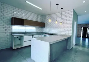 Foto 1 de Casa de Condomínio com 3 Quartos à venda, 181m² em Parque Alvorada, Timon