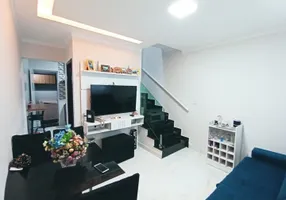 Foto 1 de Casa de Condomínio com 2 Quartos à venda, 57m² em Aviação, Praia Grande