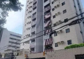 Foto 1 de Apartamento com 2 Quartos para alugar, 75m² em Madalena, Recife