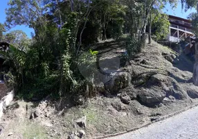 Foto 1 de Lote/Terreno à venda, 800m² em Itaipu, Niterói