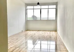 Foto 1 de Kitnet com 1 Quarto à venda, 35m² em Centro, Juiz de Fora