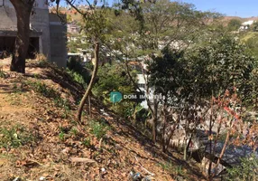 Foto 1 de Lote/Terreno à venda, 302m² em São Bernardo, Juiz de Fora