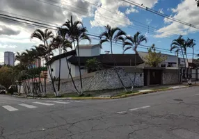 Foto 1 de Casa com 6 Quartos para venda ou aluguel, 490m² em Jardim das Nações, Taubaté