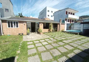 Foto 1 de Casa com 3 Quartos à venda, 120m² em Ingleses do Rio Vermelho, Florianópolis