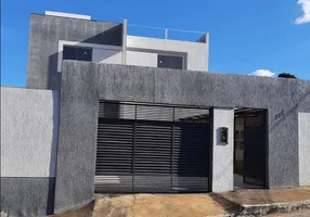 Foto 1 de Casa de Condomínio com 3 Quartos à venda, 74m² em Cachoeira, São José da Lapa