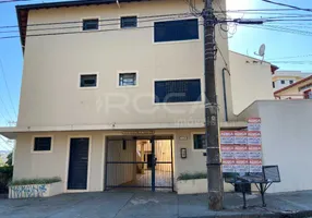 Foto 1 de Kitnet com 1 Quarto para venda ou aluguel, 20m² em Jardim Lutfalla, São Carlos
