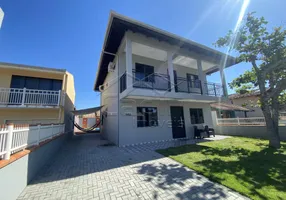 Foto 1 de Casa com 4 Quartos à venda, 200m² em Meia Praia, Navegantes