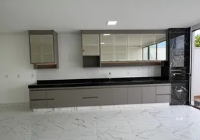 Foto 1 de Casa com 3 Quartos à venda, 170m² em Vila Rosa, Goiânia