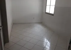 Foto 1 de Kitnet para alugar, 45m² em Olaria, Rio de Janeiro