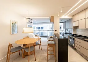 Foto 1 de Apartamento com 2 Quartos à venda, 91m² em Leblon, Rio de Janeiro