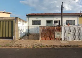 Foto 1 de Casa com 1 Quarto para alugar, 40m² em Vila Santana, Botucatu
