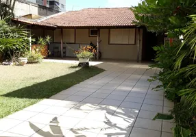 Foto 1 de Casa com 3 Quartos à venda, 180m² em Setor Bela Vista, Goiânia