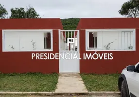 Foto 1 de Casa com 2 Quartos à venda, 60m² em Monte Alegre, Cabo Frio