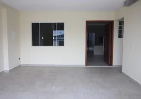 Foto 1 de Sobrado com 4 Quartos à venda, 180m² em Atuba, Pinhais