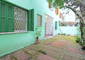 Foto 1 de Apartamento com 1 Quarto à venda, 48m² em Teresópolis, Porto Alegre