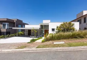 Foto 1 de Casa de Condomínio com 4 Quartos para venda ou aluguel, 691m² em Tamboré, Santana de Parnaíba