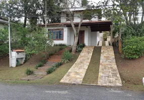 Foto 1 de Sobrado com 3 Quartos para alugar, 180m² em Parque Residencial Itapeti, Mogi das Cruzes