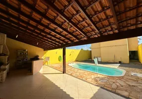 Foto 1 de Casa com 3 Quartos à venda, 110m² em Segismundo Pereira, Uberlândia