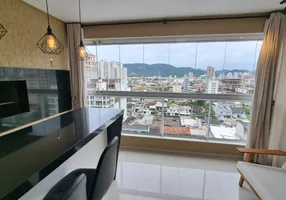 Foto 1 de Apartamento com 3 Quartos à venda, 113m² em Meia Praia, Itapema