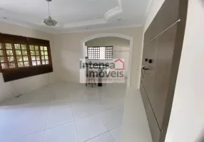 Foto 1 de Fazenda/Sítio com 2 Quartos à venda, 2605m² em Sete Voltas, Taubaté