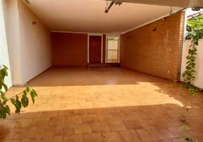 Foto 1 de Casa com 3 Quartos para venda ou aluguel, 236m² em Centro, Araraquara