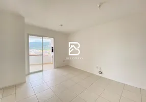 Foto 1 de Apartamento com 2 Quartos à venda, 62m² em Roçado, São José