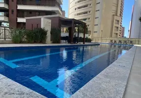 Foto 1 de Apartamento com 3 Quartos à venda, 164m² em Meireles, Fortaleza