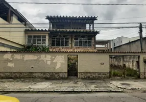 Foto 1 de Casa com 3 Quartos à venda, 230m² em Jardim Guanabara, Rio de Janeiro