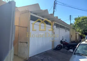 Foto 1 de Casa com 3 Quartos para alugar, 290m² em Setor Bueno, Goiânia