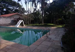 Foto 1 de Fazenda/Sítio com 2 Quartos à venda, 200m² em Chácaras Copaco, Arujá