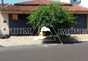 Foto 1 de Casa com 4 Quartos à venda, 196m² em Jardim Anhanguéra, Ribeirão Preto