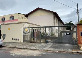 Foto 1 de Casa de Condomínio com 4 Quartos à venda, 750m² em Setor Bueno, Goiânia
