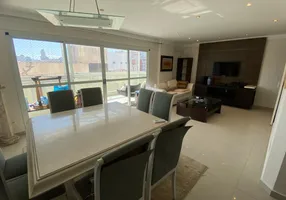 Foto 1 de Apartamento com 3 Quartos para alugar, 115m² em Gonzaga, Santos