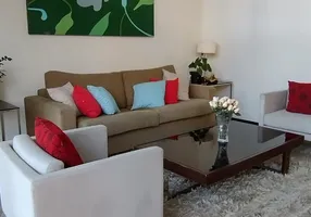 Foto 1 de Apartamento com 3 Quartos à venda, 105m² em Candelária, Natal