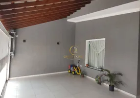 Foto 1 de Casa com 3 Quartos à venda, 136m² em Jardim Santa Maria, Jacareí