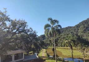 Foto 1 de Fazenda/Sítio com 2 Quartos à venda, 100m² em Pirabeiraba, Joinville