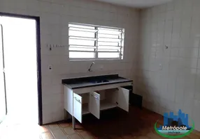 Foto 1 de Casa com 1 Quarto para alugar, 60m² em Vila Adelaide Perella, Guarulhos