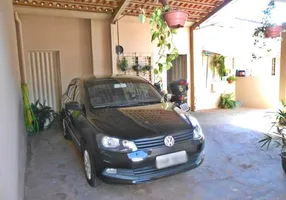 Foto 1 de Casa com 3 Quartos à venda, 220m² em Segismundo Pereira, Uberlândia