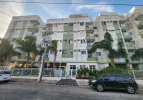 Foto 1 de Apartamento com 3 Quartos para alugar, 92m² em Braga, Cabo Frio