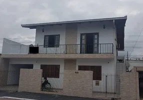 Foto 1 de Casa com 5 Quartos à venda, 260m² em Centro, Balneário Camboriú