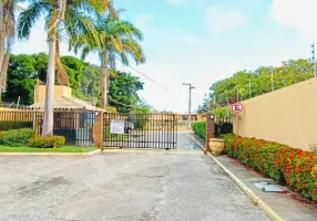 Foto 1 de Casa de Condomínio com 3 Quartos à venda, 210m² em Farolândia, Aracaju